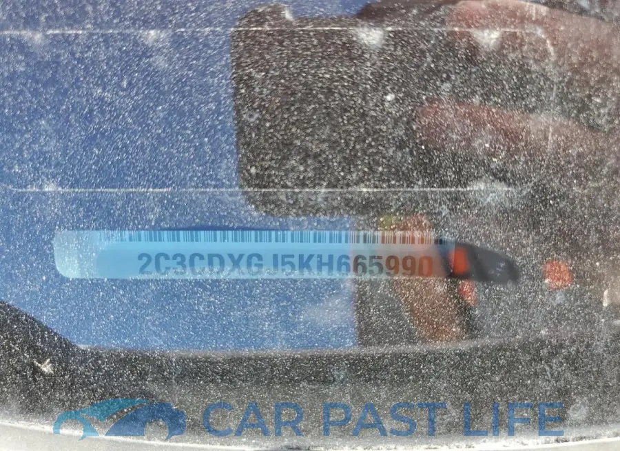 2C3CDXGJ5KH665990# 12