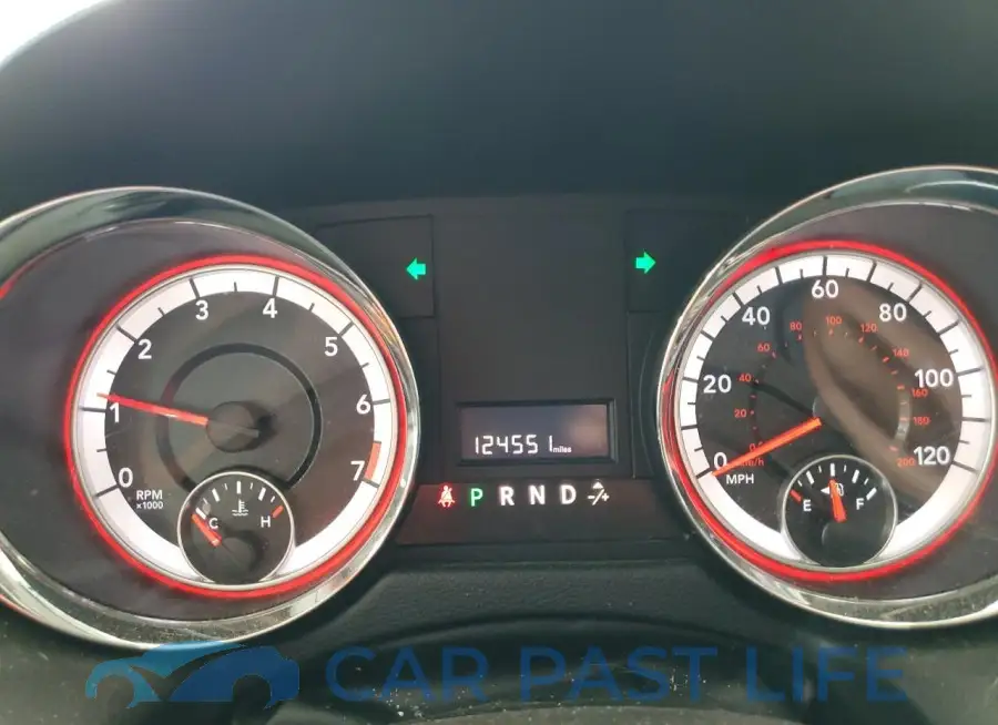 2C4JRGAG6FR702241# 9
