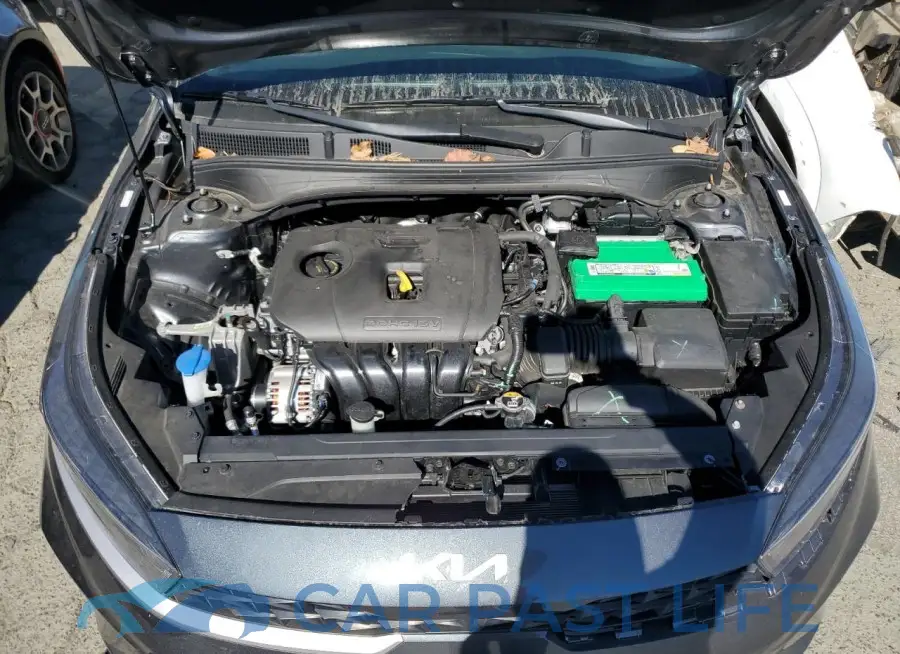 3KPF24AD8PE575588# 11