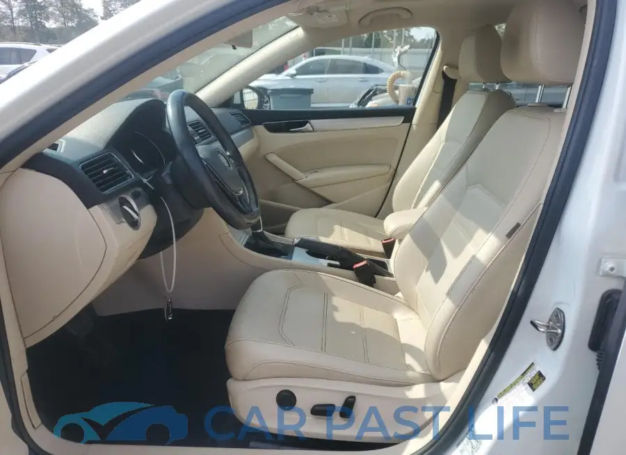 1VWLA7A33KC004182# 7