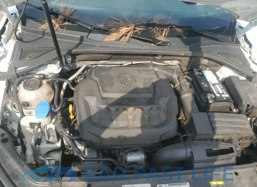 1VWLA7A33KC004182# 11
