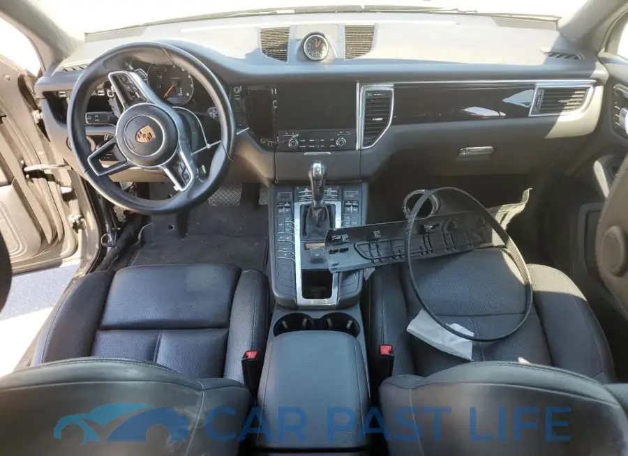 WP1AA2A58JLB20764# 8