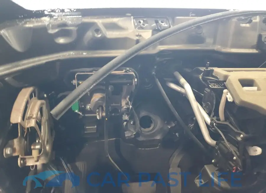 2C3CDXCT6LH245597# 9