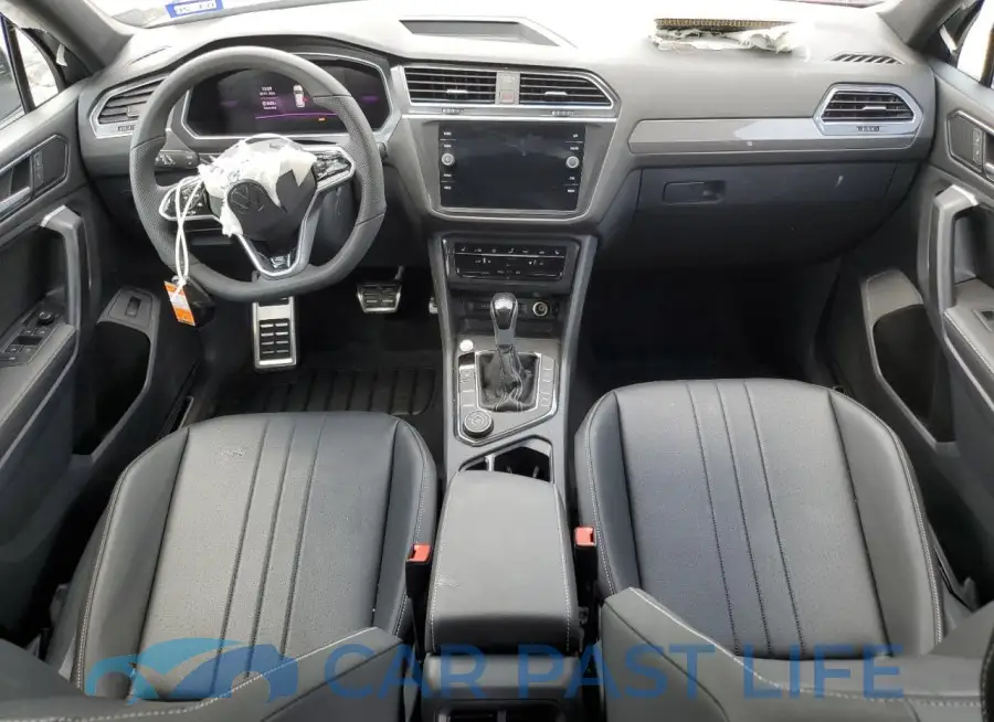 3VV8B7AX9RM104287# 8