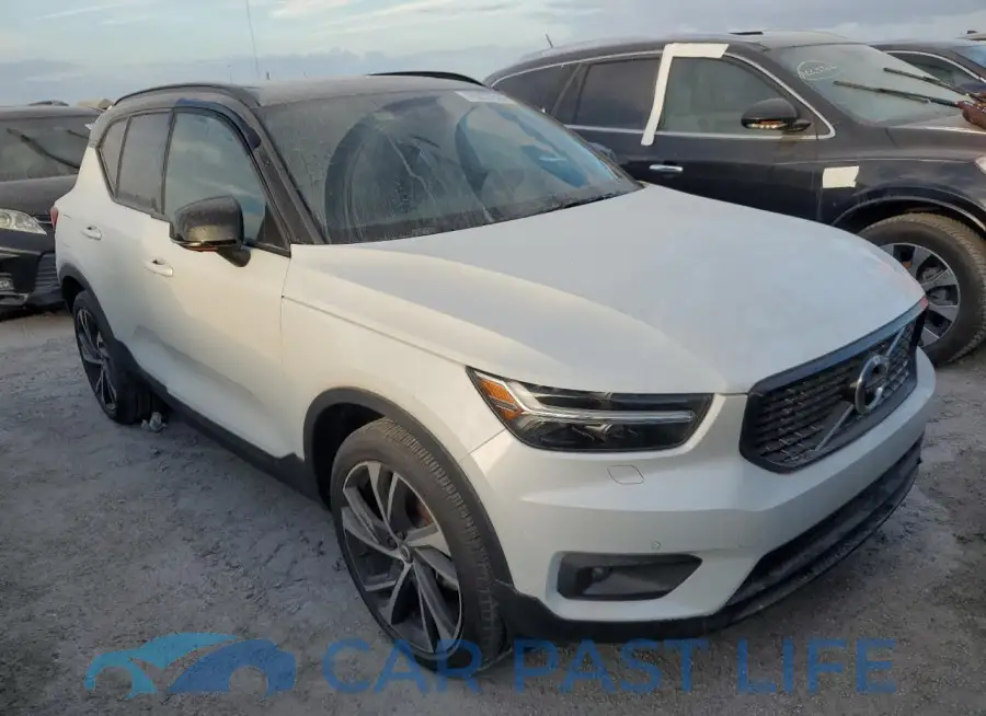 YV4162UM5L2250139# 4