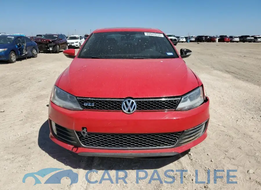 3VW4S7AJ8FM264050# 5