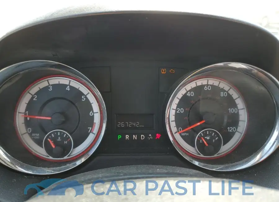 2C7WDGBG1KR699734# 9