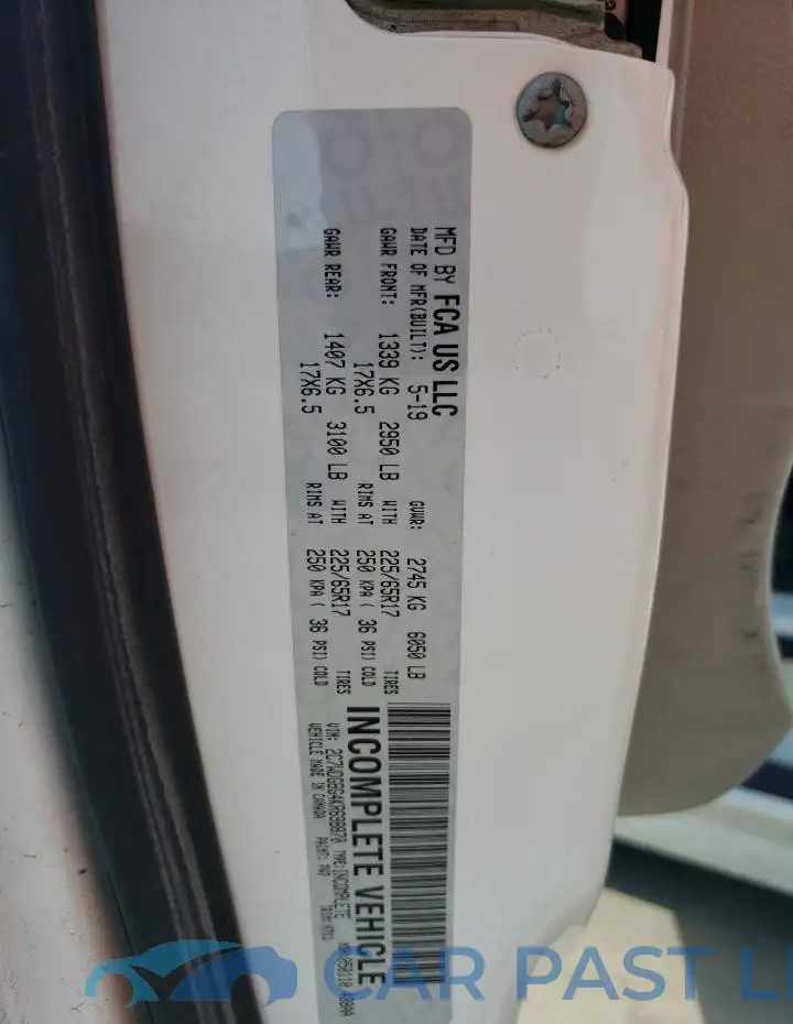 2C7WDGBG4KR698870# 14