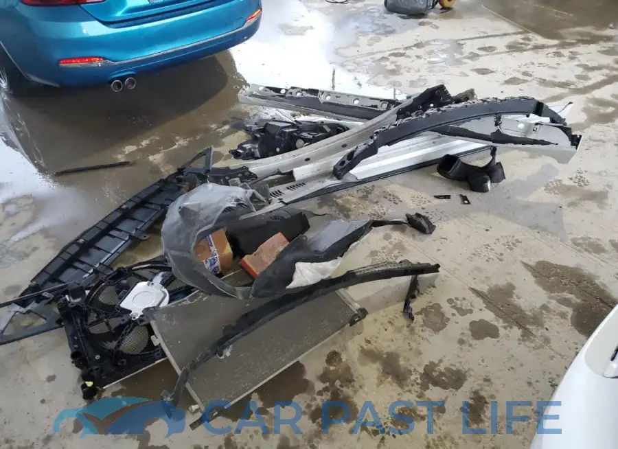 4T1KZ1AK4LU035542# 12