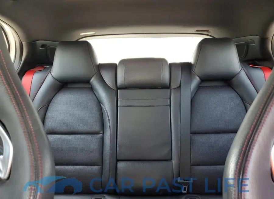 WDDTG5CB1FJ105870# 10