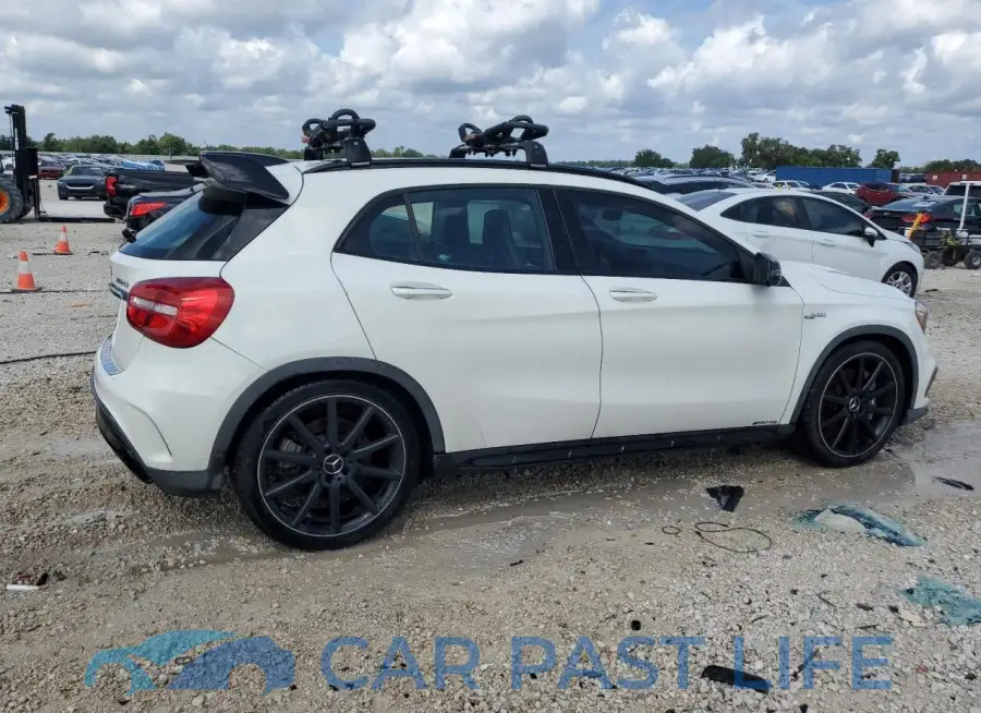 WDDTG5CB1FJ105870# 3