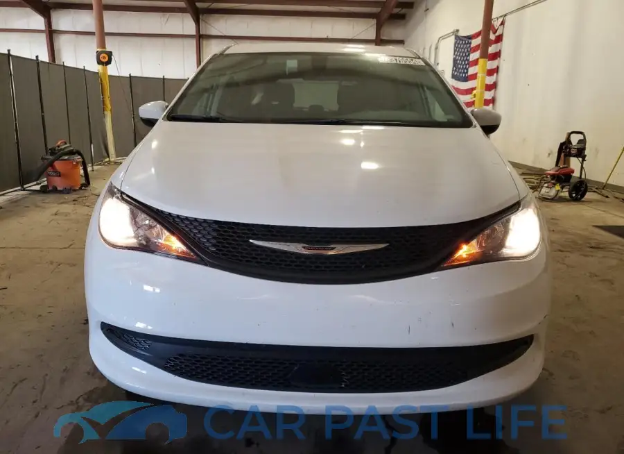 2C4RC1CG9NR208548# 5