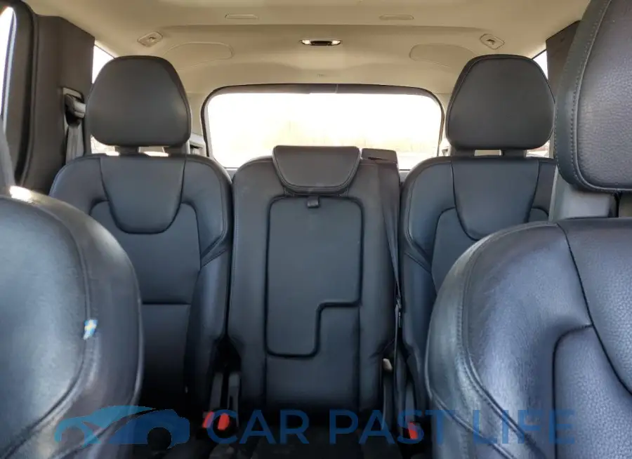 YV4A22PK8G1082191# 10