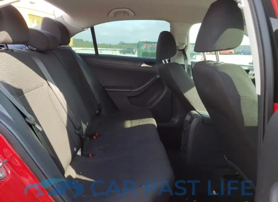 3VW2K7AJ2FM306932# 10