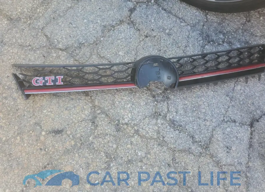3VW447AU8HM018736# 12