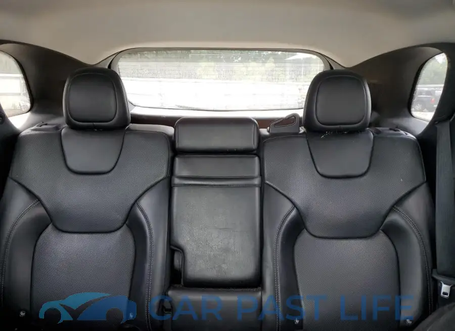 1C4PJLDB4KD183908# 10