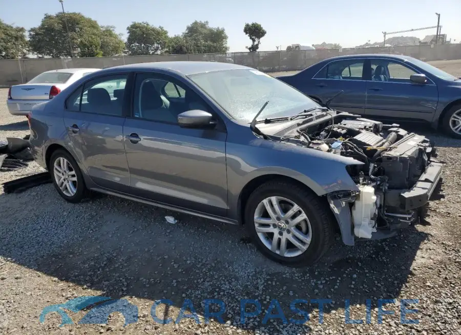 3VW2B7AJ2JM258308# 4