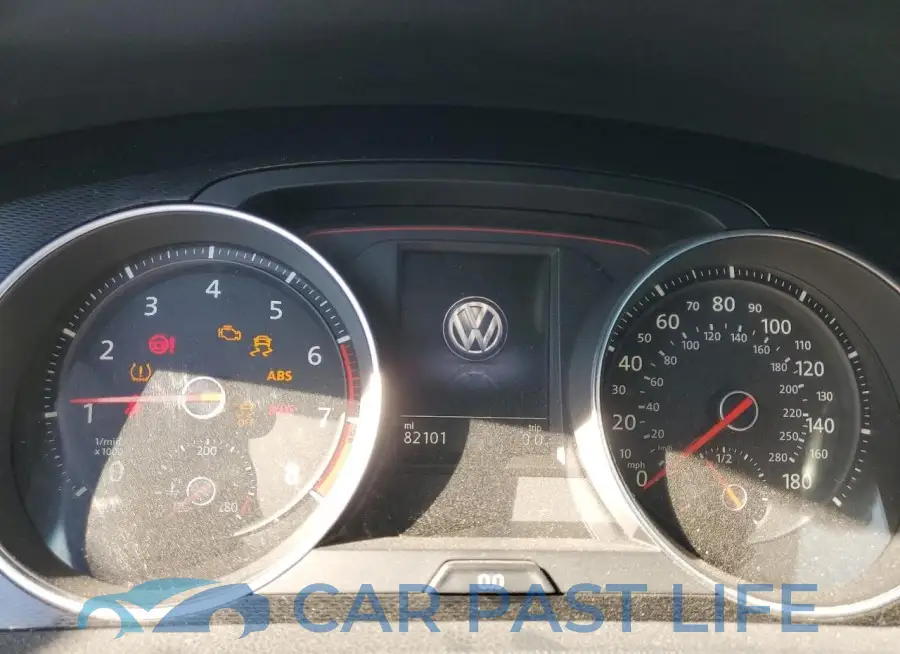 3VW4T7AU1FM002264# 9