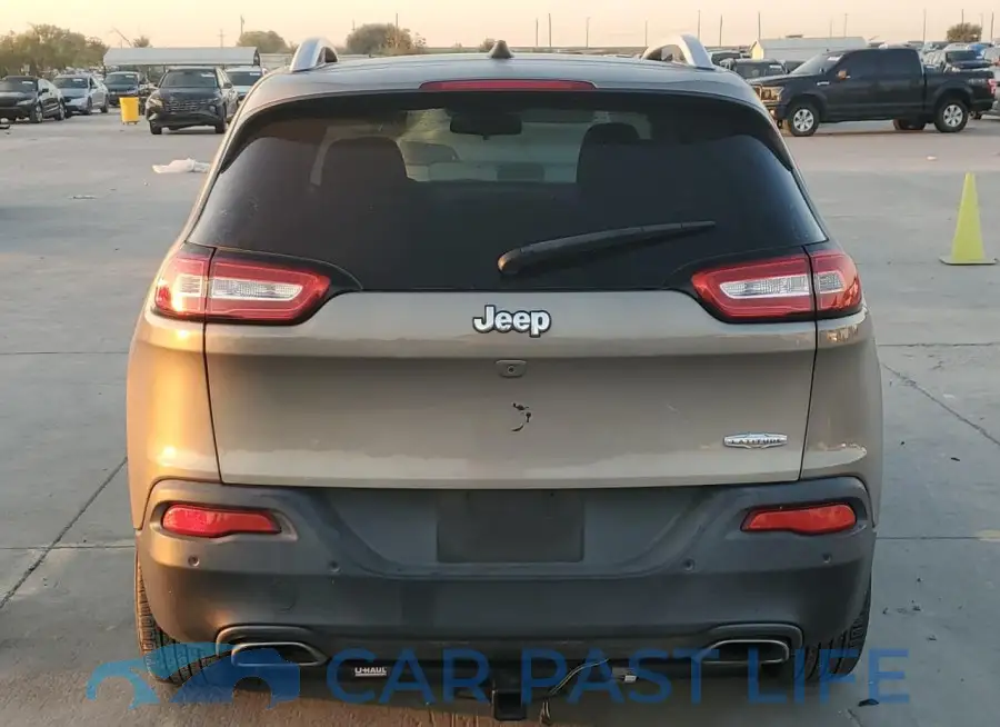 1C4PJLCS9HW663361# 6
