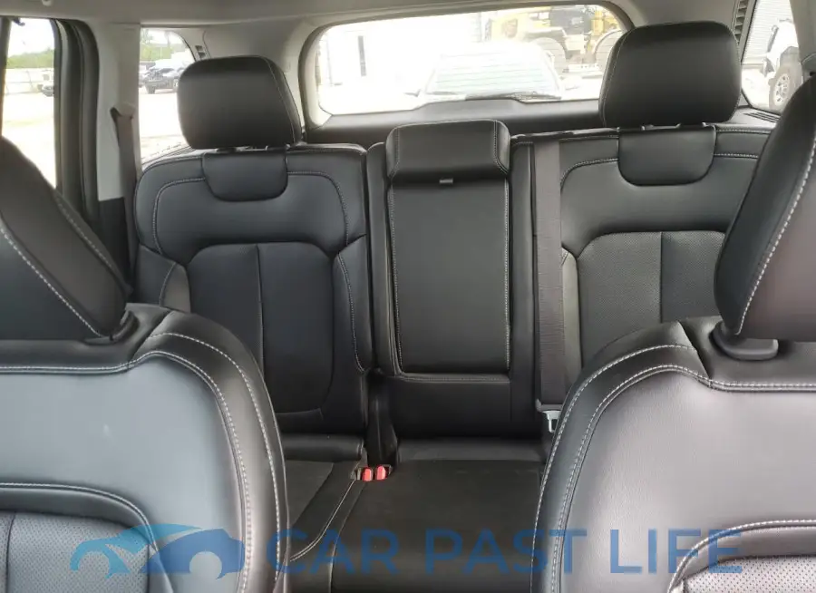 1C4RJHBG6PC614072# 10