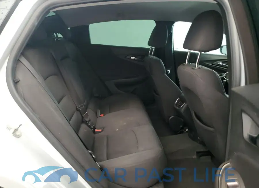 1G1ZD5ST4KF135071# 10