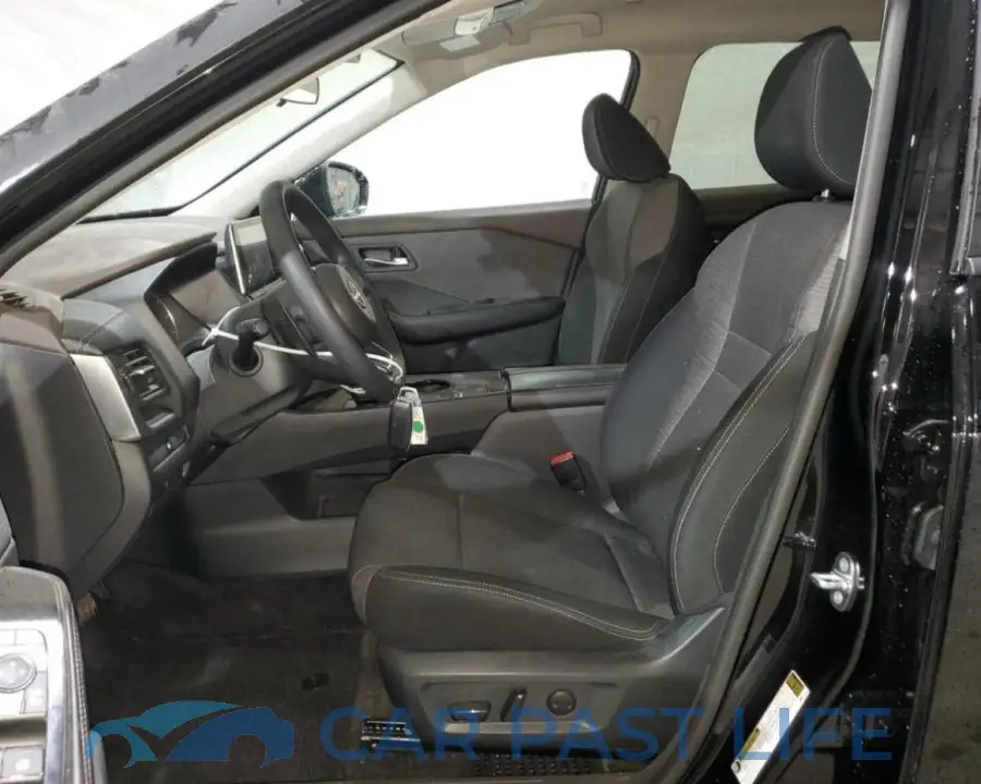 5N1BT3BA9PC832996# 7