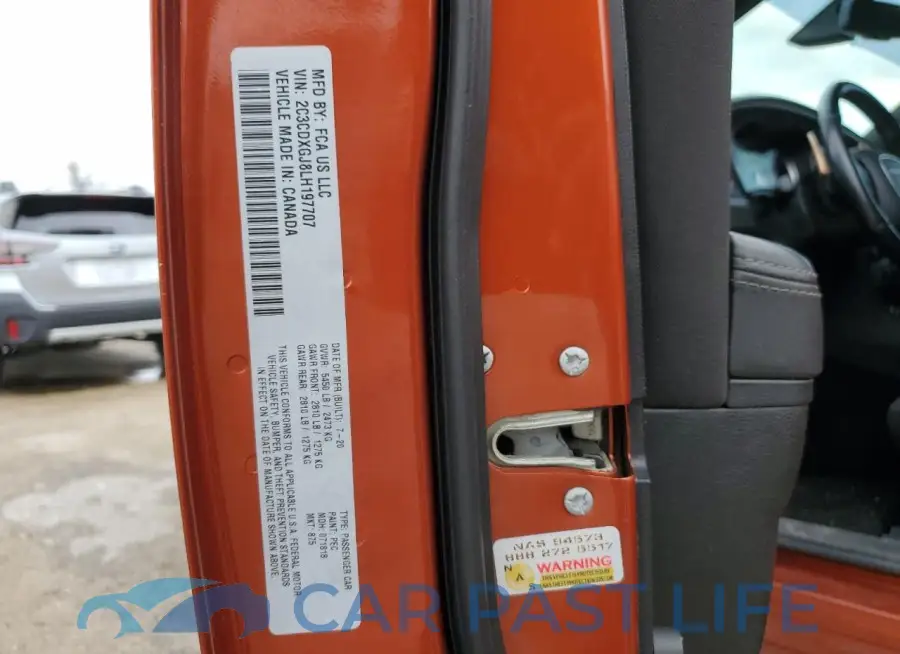 2C3CDXGJ8LH197707# 12