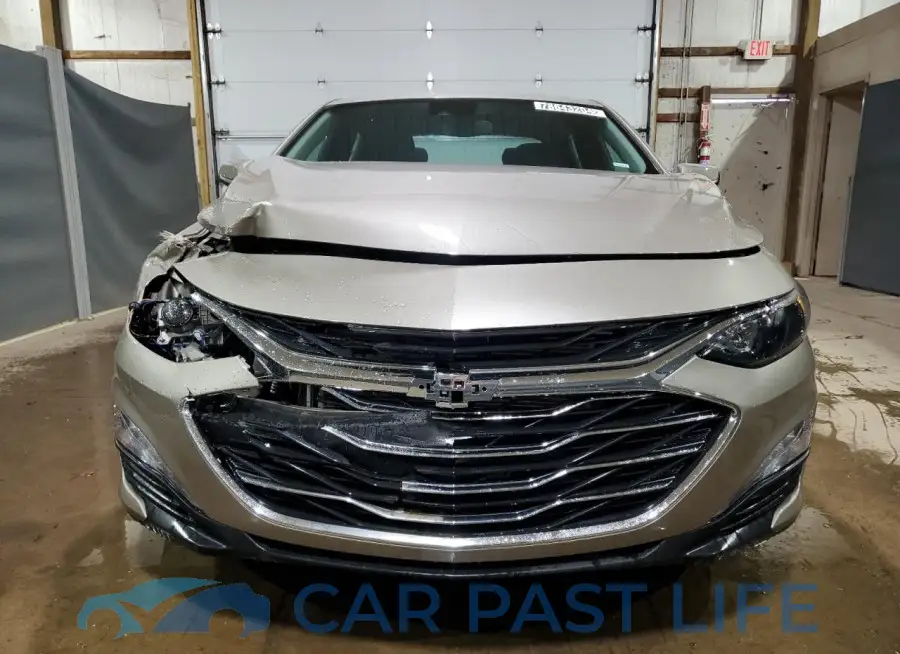 1G1ZD5ST2RF127335# 5