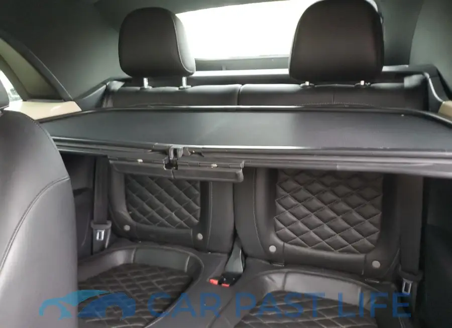 3VW5DAAT5KM509619# 10