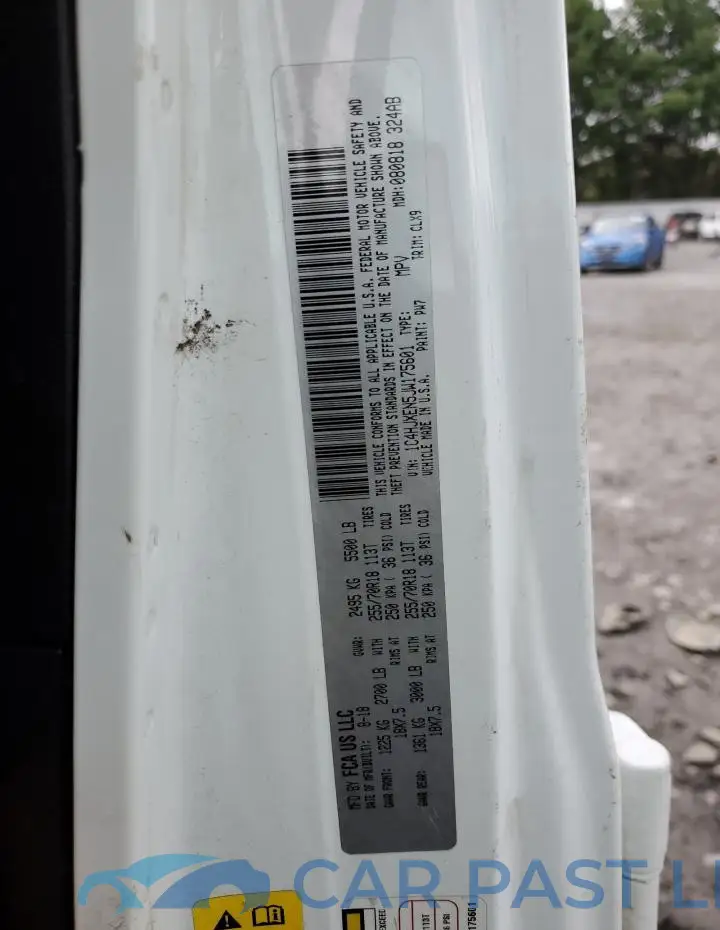 1C4HJXEN5JW175601# 12