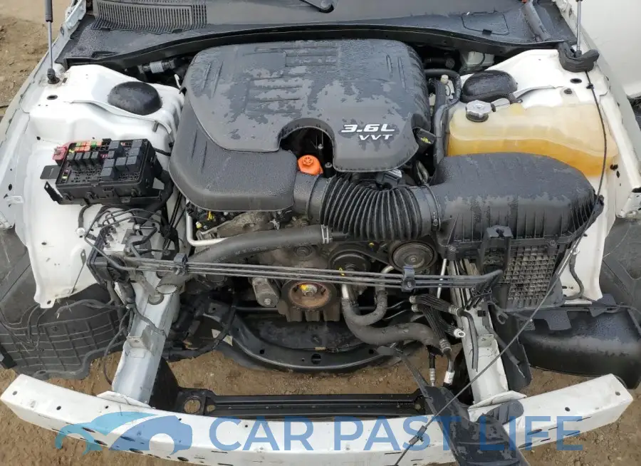 2C3CCAGG8GH314079# 11