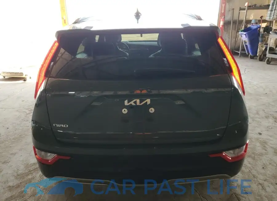KNDCR3L18R5081502# 6