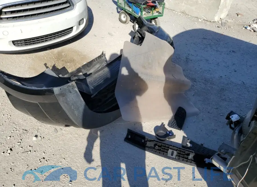 3C4PDCAB8LT275563# 13