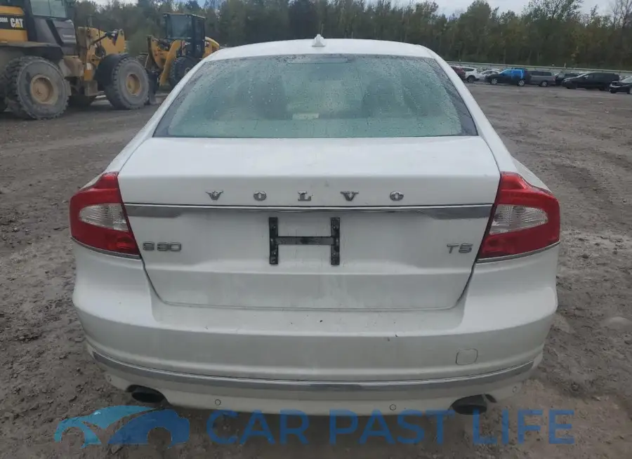 YV140MAD5F1183581# 6
