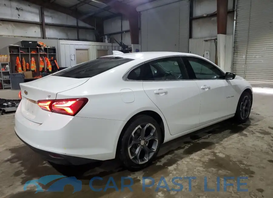 1G1ZD5ST7NF165573# 3