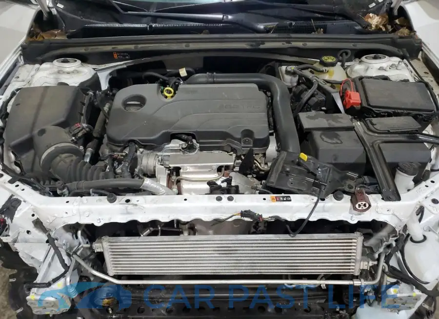 1G1ZD5ST7NF165573# 11