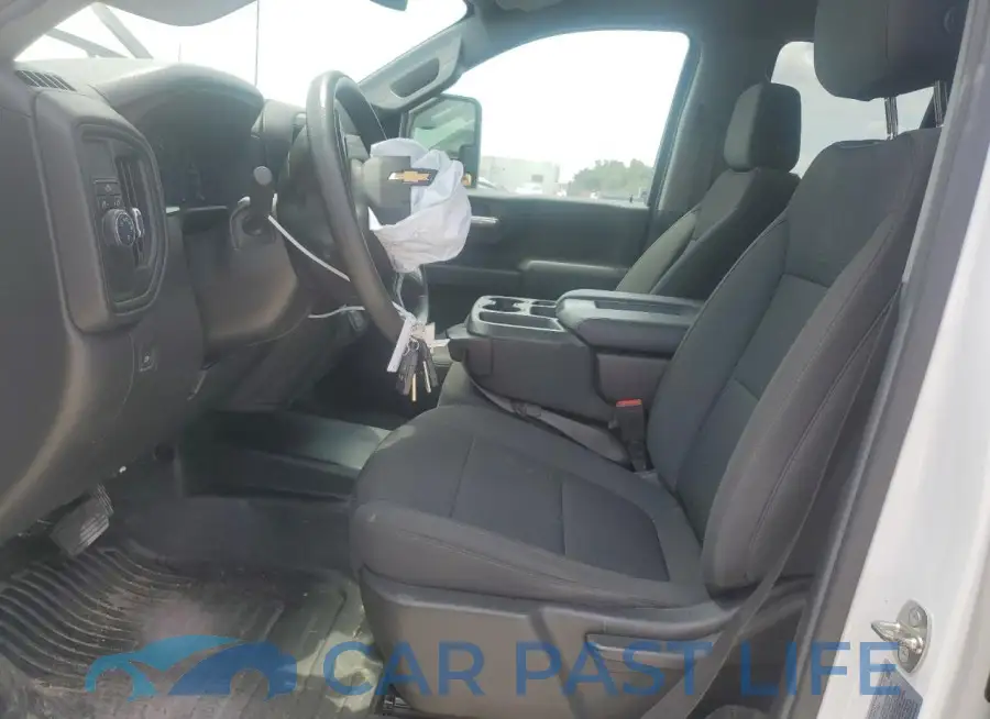 1GC5WLE75NF213834# 7