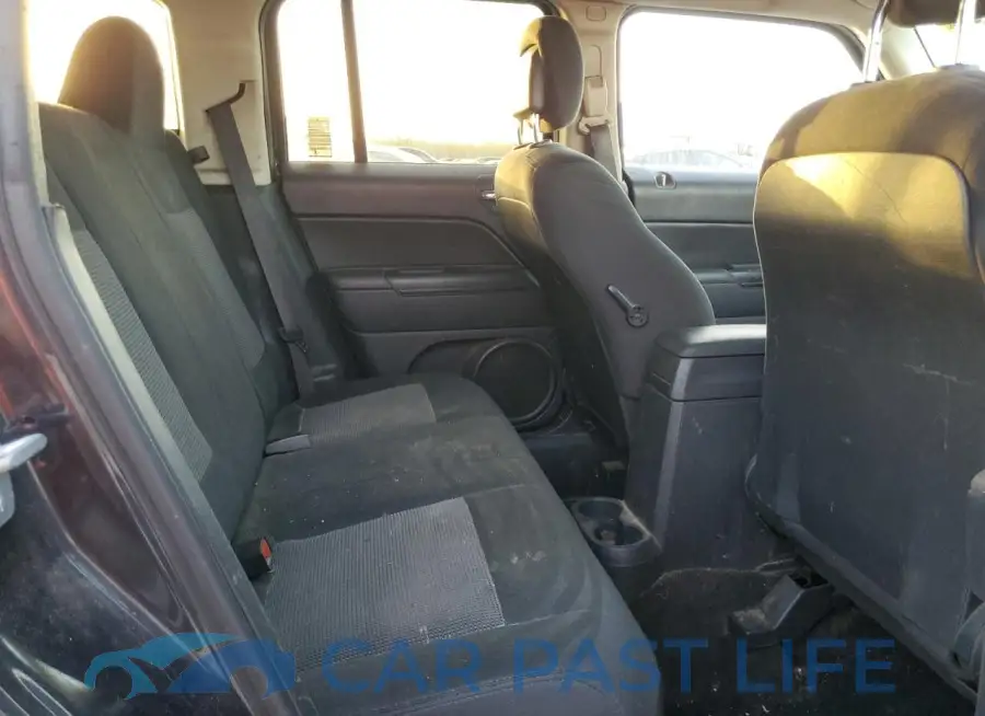 1C4NJPBA5FD178022# 11