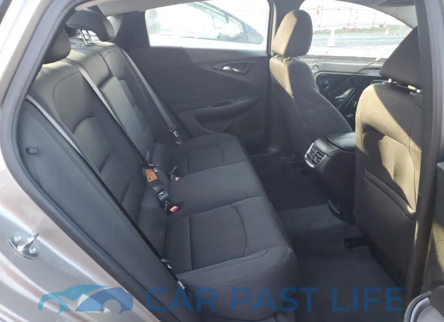 1G1ZD5ST7PF216461# 10