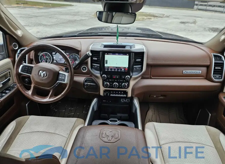 3C63R3JL5KG695126# 9