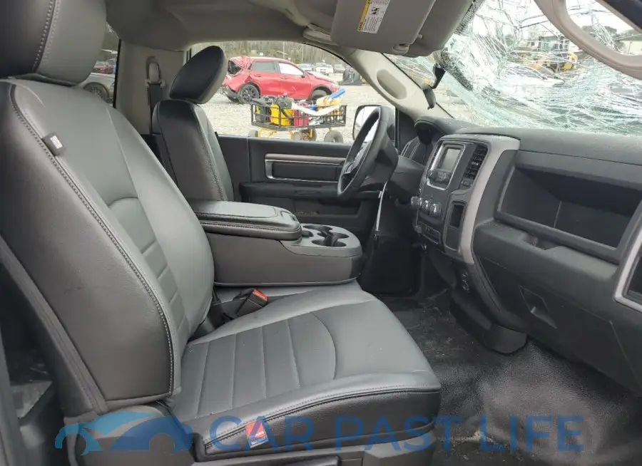 3C6JR7DG3PG550963# 10