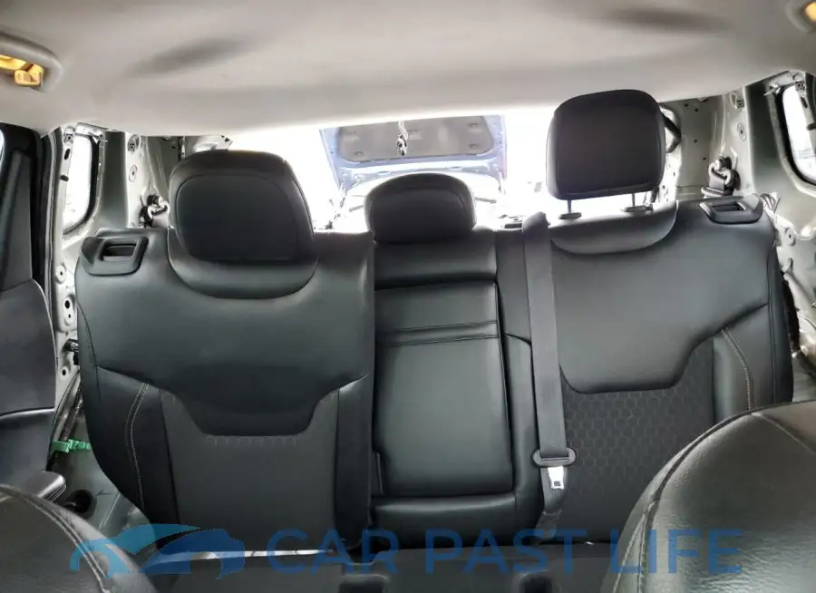 3C4NJCBB2JT301781# 10