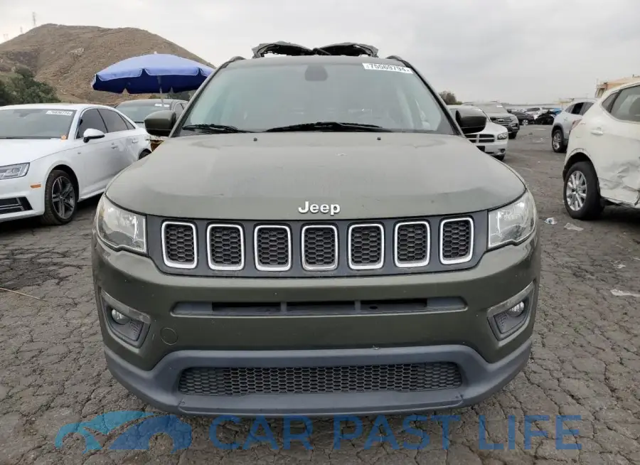 3C4NJCBB2JT301781# 5