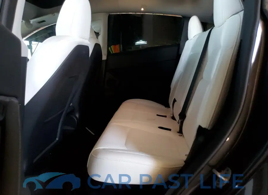 7SAYGDED3PF971865# 10
