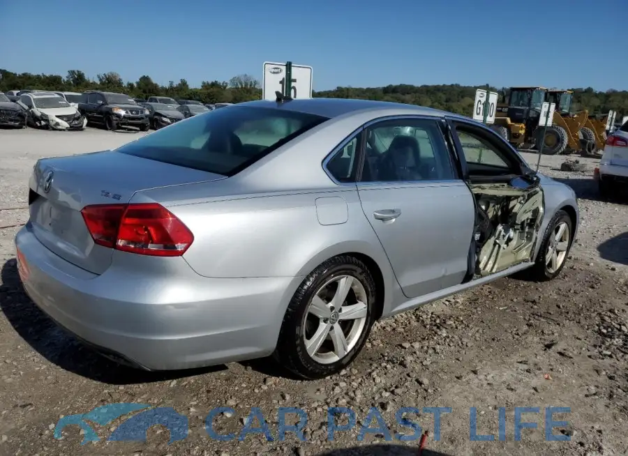 1VWBS7A36FC017636# 3