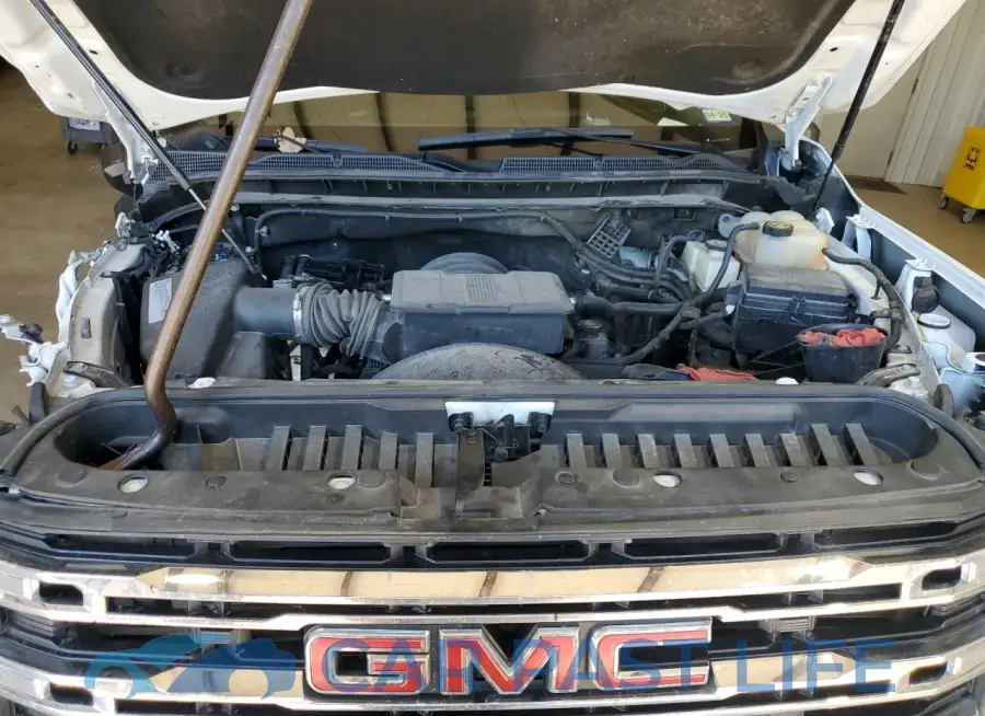1GT48ME7XMF253322# 11