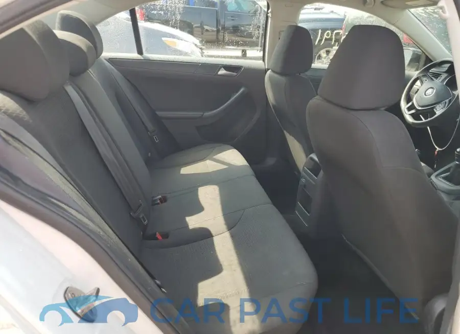 3VW167AJ5GM319112# 10