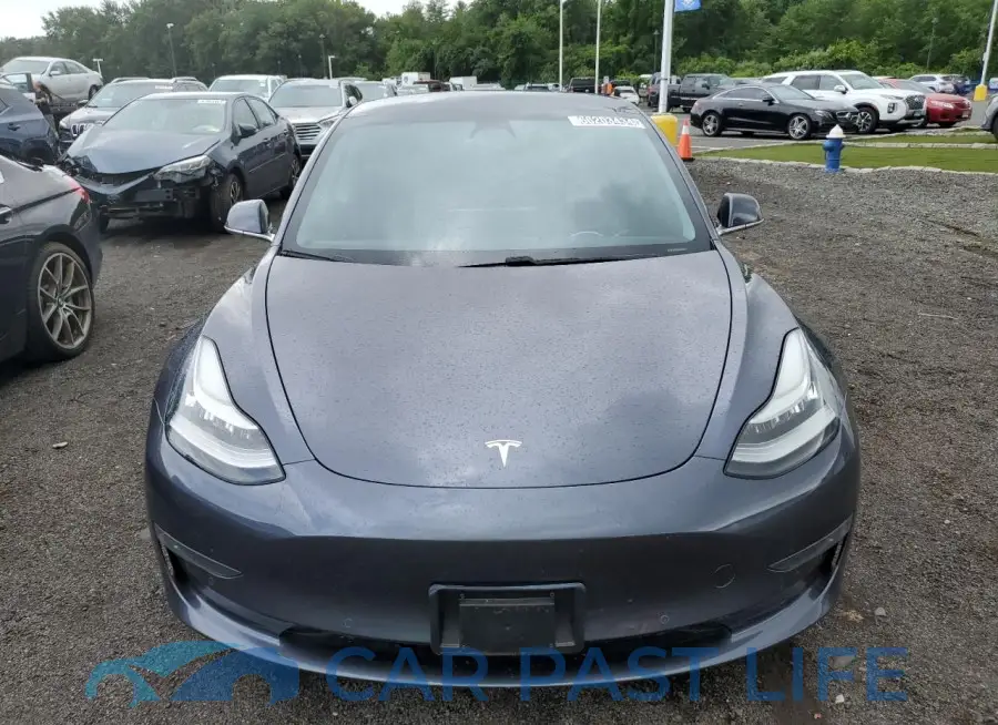 5YJ3E1EB5LF635185# 5