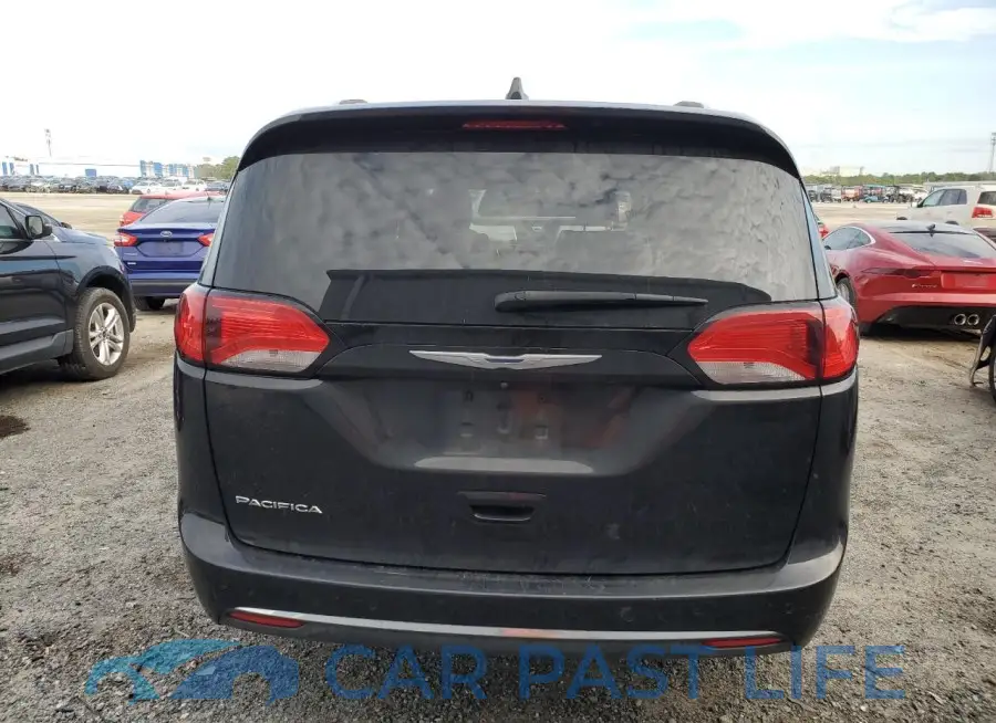 2C4RC1BG1JR142962# 6