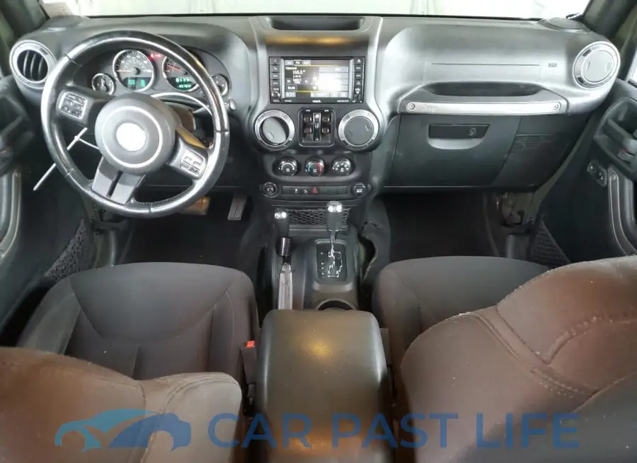 1C4BJWDG2FL696352# 8